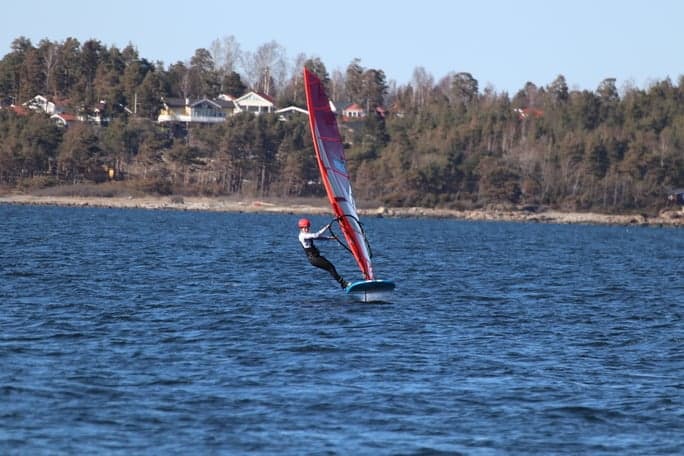 16-year-old Oda Sverre Loves Windsurfing- 3 -  Windsurf