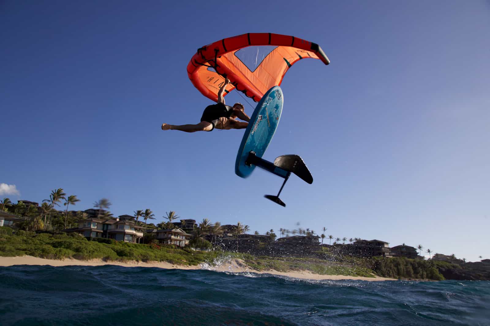 Wingfoiling With Zane On Maui - 3 - Windsurf