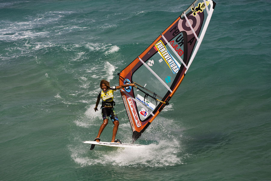 16 X Sarah-Quita + Starboard-9 | Windsurf