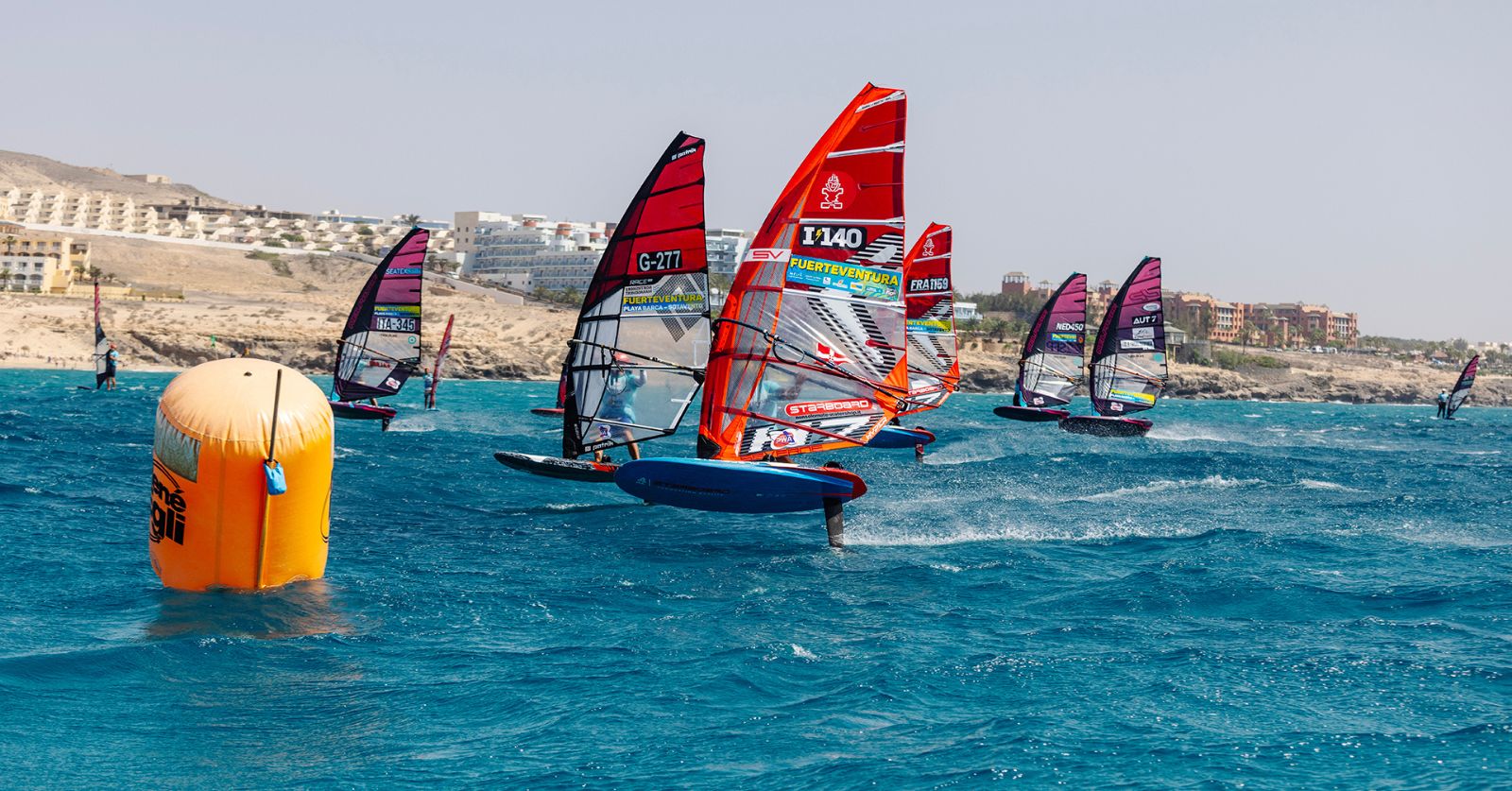 Matteo Iachino foil slalom action